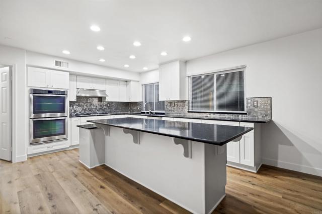 Detail Gallery Image 9 of 54 For 1065 S Hanlon Way, Anaheim Hills,  CA 92808 - 5 Beds | 3/1 Baths