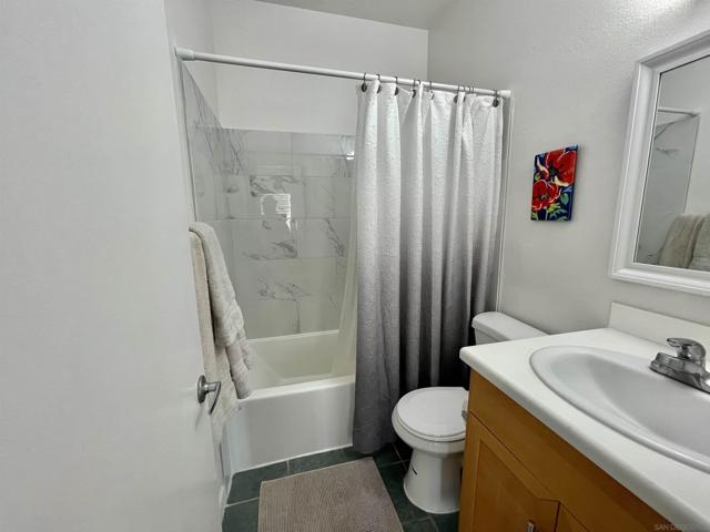 2650 Broadway, San Diego CA: https://media.crmls.org/mediaz/80d88674-9c14-414e-a8f9-e02c44af549f.jpg
