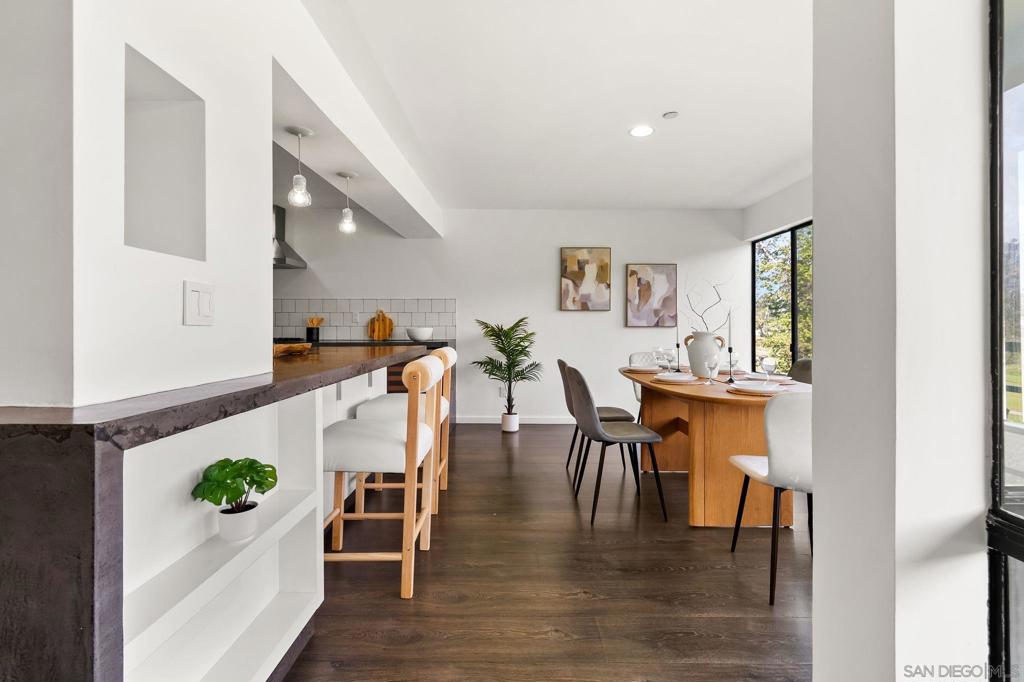 2556 Navarra Drive - photo 13