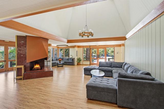 150 Saratoga Avenue, Santa Clara CA: https://media.crmls.org/mediaz/80da1565-2e51-4c43-bc67-7dbeea0a7440.jpg