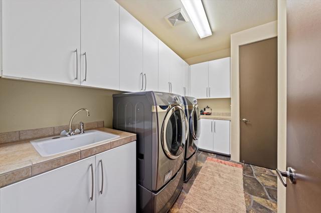 Image 60 of 69 For 50175 Via Puente