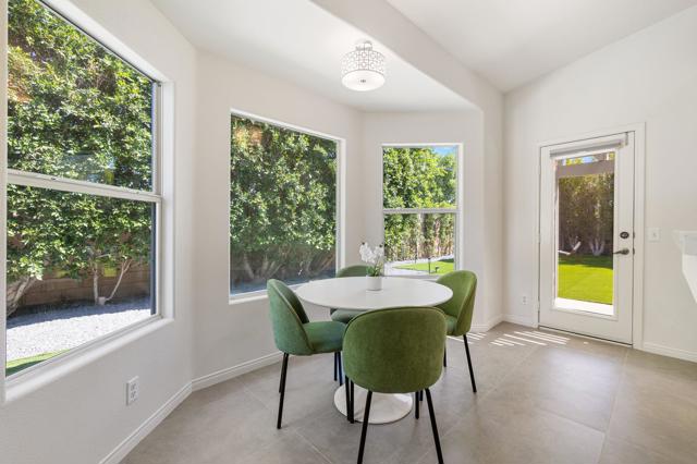 44220 Grand Canyon Lane, Palm Desert CA: https://media.crmls.org/mediaz/80daa2ac-0d24-45c5-9bd9-60d8e9943109.jpg