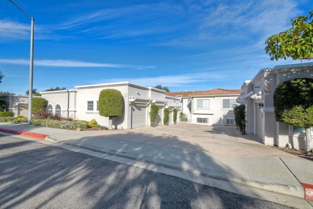 Detail Gallery Image 5 of 37 For 1560 Caminito Aguar, San Marcos,  CA 92078 - 2 Beds | 2 Baths