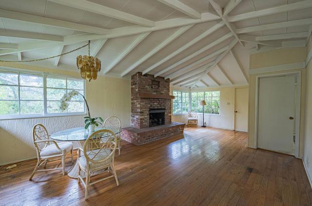 0 8th Ave & Forest Rd, Carmel CA: https://media.crmls.org/mediaz/80db0fba-5344-4df1-b4e3-caeb452f477c.jpg