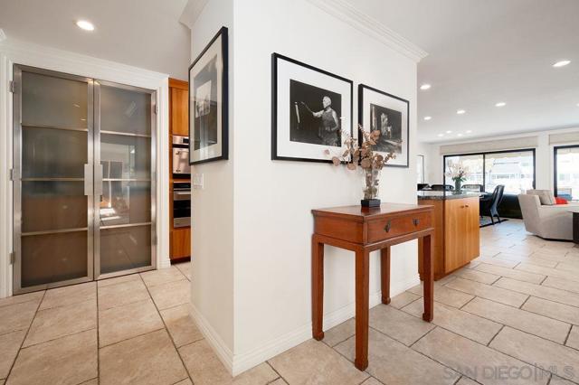 105 Antigua Ct, Coronado CA: https://media.crmls.org/mediaz/80db5629-0bca-40ab-a709-fac09381b3d8.jpg