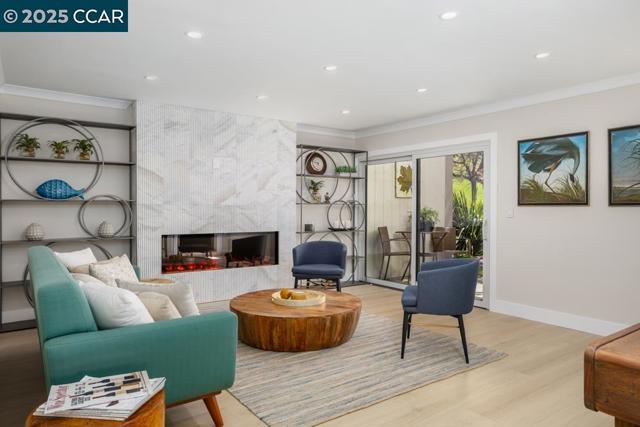 644 Terra Calif Dr, Walnut Creek CA: https://media.crmls.org/mediaz/80dbafc5-cc29-4028-adfd-b292edab76a3.jpg