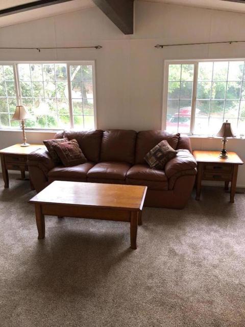 17580 Pond Derosa Lane, Prunedale CA: https://media.crmls.org/mediaz/80dc9553-01d5-4493-9195-8bd1e234271f.jpg