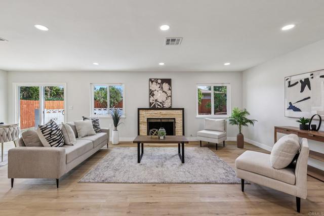 Detail Gallery Image 13 of 72 For 16799 Acena Dr, San Diego,  CA 92128 - 3 Beds | 2 Baths