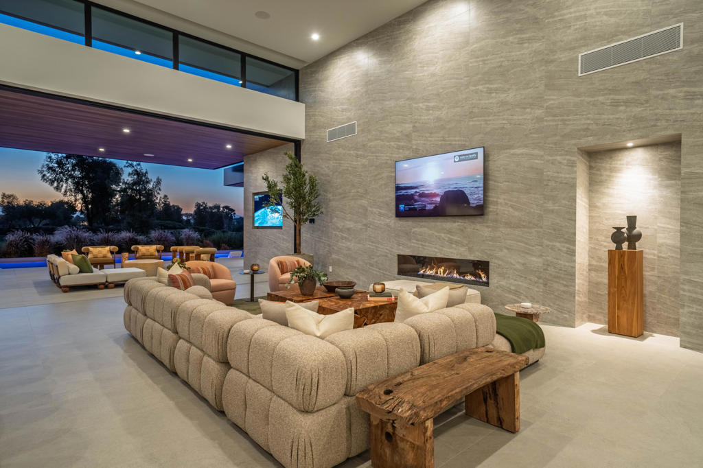 MLS #219122504DA image #6