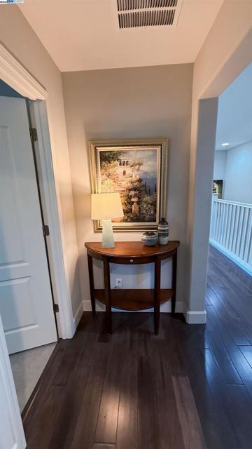 131 Lusitano Way, Gilroy CA: https://media.crmls.org/mediaz/80ddb338-ec9a-4092-a542-2d9a84d63a25.jpg