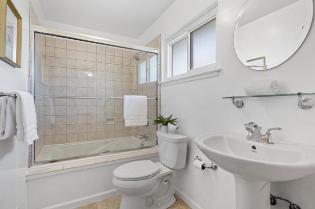 224 Lyndhurst Avenue, Belmont CA: https://media.crmls.org/mediaz/80ddeabd-2cc0-4202-8f3c-59ca5a2a7586.jpg