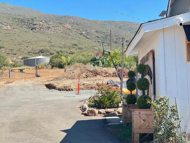 Detail Gallery Image 5 of 69 For 1298 Willowside, Alpine,  CA 91901 - – Beds | – Baths