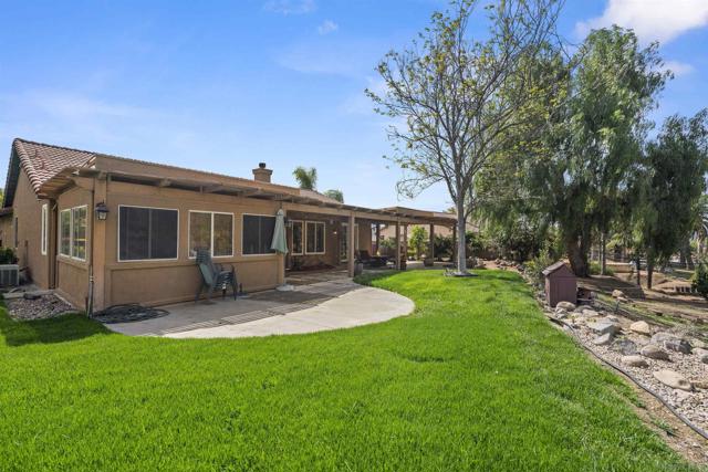23527 Green Glen Road, Ramona CA: https://media.crmls.org/mediaz/80e0a34f-4832-4a36-8934-a662205ed1b0.jpg