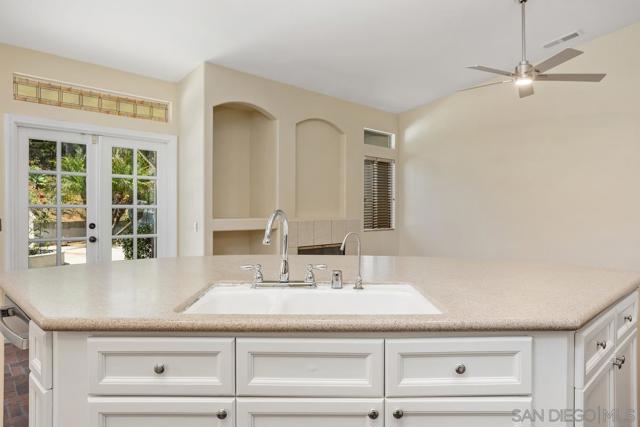 1915 Andrews Ct, Oceanside CA: https://media.crmls.org/mediaz/80e0eef1-f126-40e3-a9ca-72582bc3d1cf.jpg