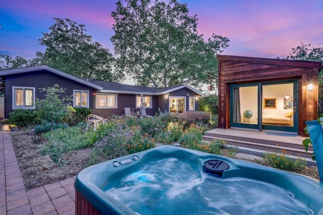 12714 Camrose Avenue, Saratoga CA: https://media.crmls.org/mediaz/80e1da7a-3014-4021-80e8-a577ca29411b.jpg