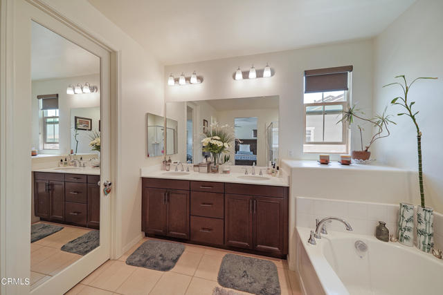 Detail Gallery Image 29 of 52 For 189 Azalea St, Fillmore,  CA 93015 - 4 Beds | 3/1 Baths