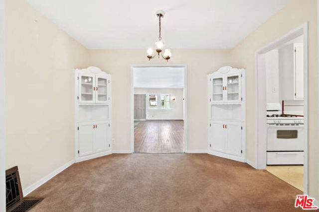 557 North Madison Avenue photo 8