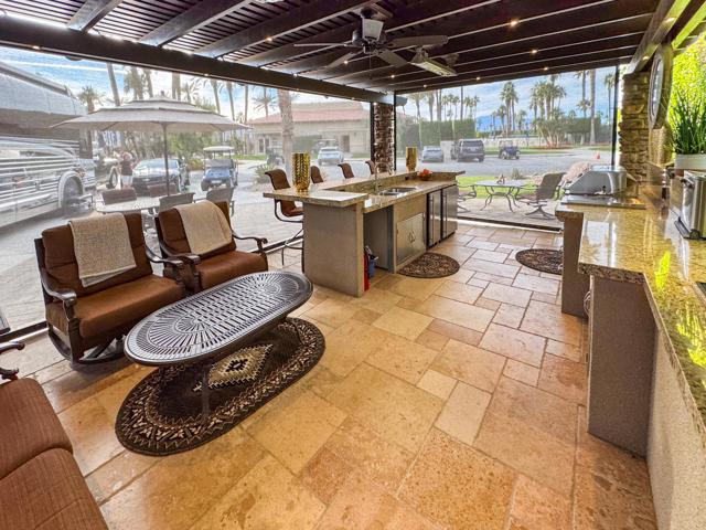 80394 Avenue 48, Indio CA: https://media.crmls.org/mediaz/80e570ea-3785-4010-a766-3ac52a506c70.jpg