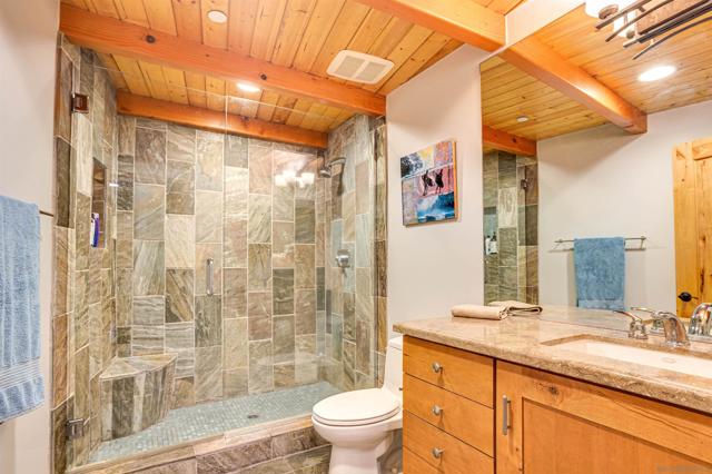 1464 Summit Ave, Cardiff by the Sea CA: https://media.crmls.org/mediaz/80e58f30-1ace-4403-bb68-1b38c44f6251.jpg