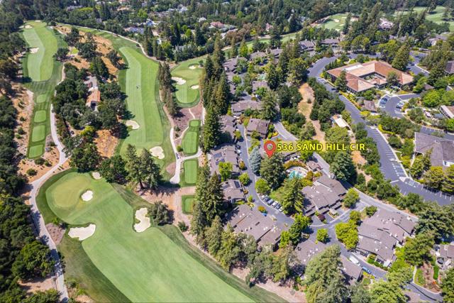 536 Sand Hill Circle, Menlo Park CA: https://media.crmls.org/mediaz/80e68b64-213d-40de-8ec9-8591b2a84cd2.jpg