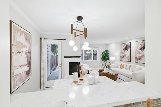 181 Ada Avenue, Mountain View CA: https://media.crmls.org/mediaz/80e69f41-bba8-4f7f-a69a-16b1e2585fa8.jpg