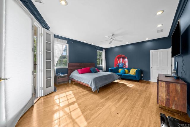 Detail Gallery Image 15 of 49 For 10820 Dutton Dr, La Mesa,  CA 91941 - 4 Beds | 2 Baths