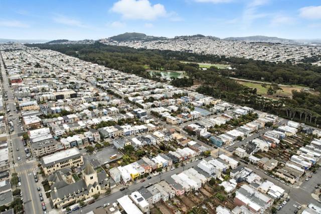 651 41st Avenue, San Francisco CA: https://media.crmls.org/mediaz/80e89f2a-3953-4001-a971-9ca0f9868e62.jpg