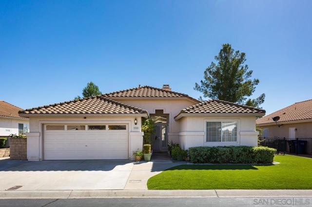2334 Columbine Dr, Alpine CA: https://media.crmls.org/mediaz/80e9635c-4fe0-4368-bcd8-ae8052949d2b.jpg