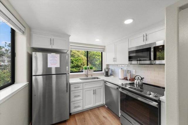 29 Seascape Resort Drive, Aptos CA: https://media.crmls.org/mediaz/80e98b17-4fbc-4a78-afd3-5d234e35eaf3.jpg
