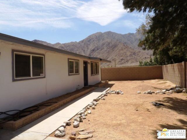 15875 N Crystal Springs Drive, Palm Springs CA: https://media.crmls.org/mediaz/80e9d07f-b270-4489-97de-90adf907b255.jpg