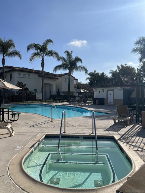Image 21 of 22 For 10948 Ivy Hill Dr  6