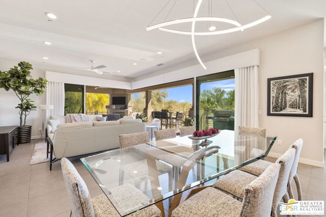 504 Retreat Circle, Palm Desert CA: https://media.crmls.org/mediaz/80eabf33-59b1-44cc-befc-56853ec610ff.jpg