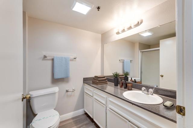 Detail Gallery Image 7 of 11 For 5584 Hardy Ave., San Diego,  CA 92115 - 3 Beds | 2 Baths