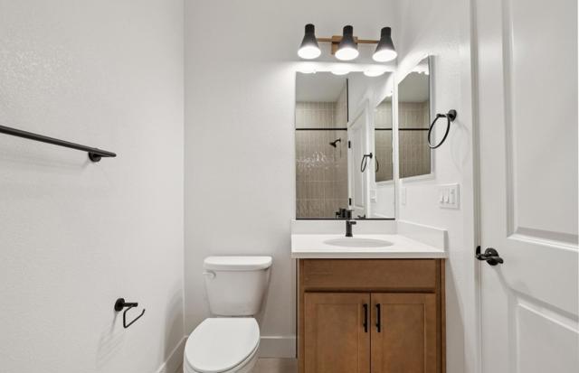 1379 California Circle, Milpitas CA: https://media.crmls.org/mediaz/80eb1093-0244-4414-9d2e-e1261910cc41.jpg