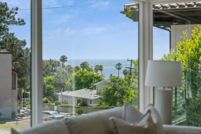 4414 Piedmont Dr, San Diego CA: https://media.crmls.org/mediaz/80eb39bf-df88-4264-b4e6-1cfb2659ffb1.jpg