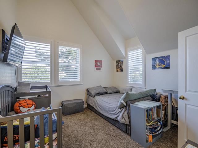 4 Holly Drive, Freedom CA: https://media.crmls.org/mediaz/80ecd0c0-5a48-4aa9-adf4-85aaf3b3b82b.jpg