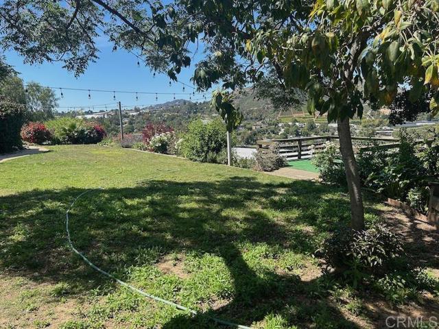 515 Cassou Road, San Marcos CA: https://media.crmls.org/mediaz/80ede63f-8784-492e-9090-839e710ce0ac.jpg