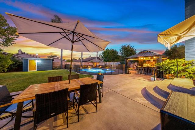 1851 Severinsen Street, Hollister CA: https://media.crmls.org/mediaz/80eeeb8c-491a-41fe-a2f9-3fd03e03ebe2.jpg