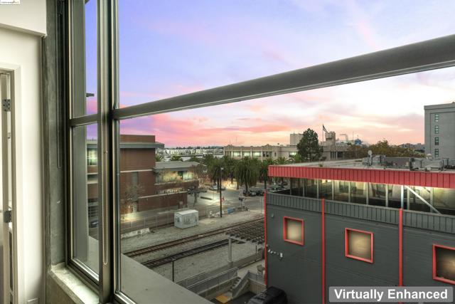 Image 11 of 27 For 311 2nd St  516
