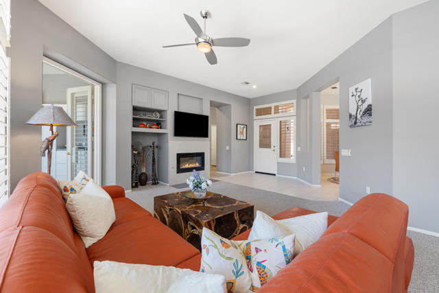 37396 Pineknoll Avenue, Palm Desert CA: https://media.crmls.org/mediaz/80ef549d-bf34-4193-bd07-7b10a5e7d108.jpg