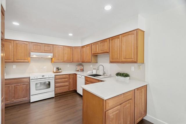 17535 Serene Drive, Morgan Hill CA: https://media.crmls.org/mediaz/80ef650d-6247-464d-8c5e-ef0f9af2db20.jpg
