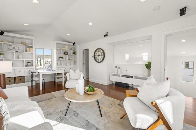 1298 Dahlia Loop, San Jose CA: https://media.crmls.org/mediaz/80ef84bf-b767-48b1-a3fb-75162fdec1b8.jpg