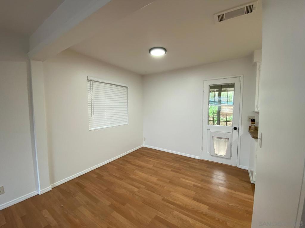 939 7th Ave - photo 8