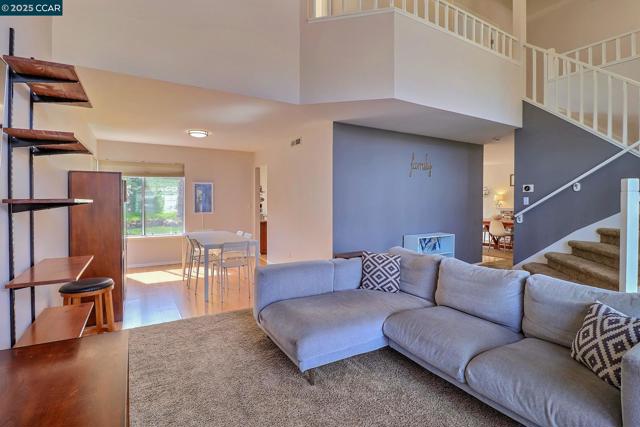 1728 Peachwillow St, Pittsburg CA: https://media.crmls.org/mediaz/80f044e0-67ba-43a7-b479-937706ffa4c5.jpg