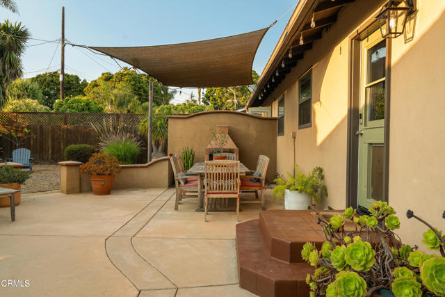 379 Rancho Drive, Ventura CA: https://media.crmls.org/mediaz/80f0d104-aca7-4e52-aa5a-abc38e49b136.jpg