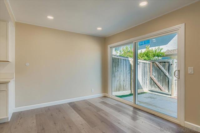 9881 Caminito Cuadro, San Diego CA: https://media.crmls.org/mediaz/80f13709-991b-4d00-8db0-6fed383c9cae.jpg