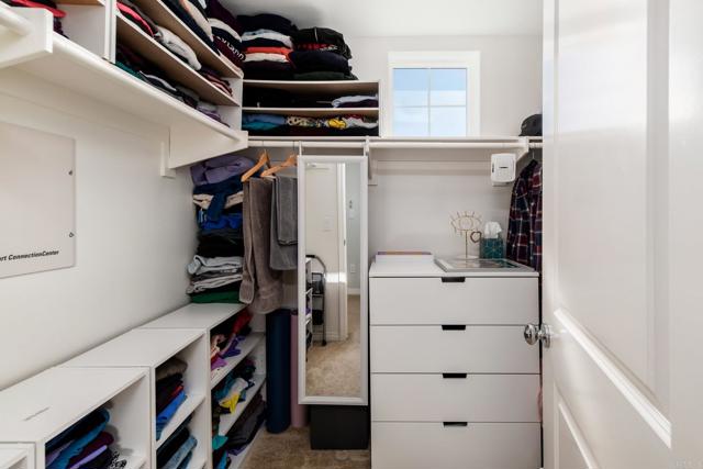4368 Nautilus Way, Oceanside CA: https://media.crmls.org/mediaz/80f1b82a-8b39-4b92-b03f-c8ca23116d21.jpg