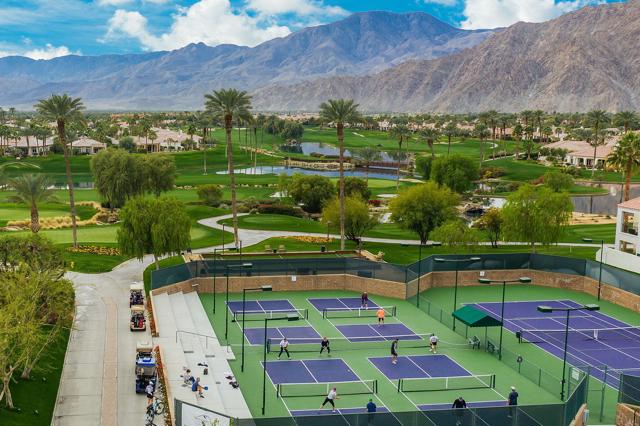 80288 Via Tesoro, La Quinta CA: https://media.crmls.org/mediaz/80f56ac5-fb0c-438a-9acc-ce4eb7383b85.jpg