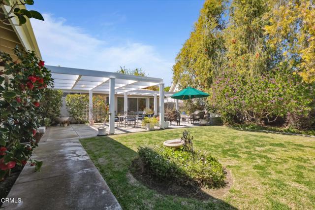 262 Crestwood Avenue, Ventura CA: https://media.crmls.org/mediaz/80f60471-7c85-4541-a6fa-c2acde86d871.jpg