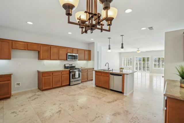 Image 19 of 56 For 64375 Pyrenees Avenue